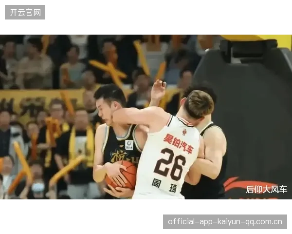 萨姆纳受伤，任骏飞回归！助教时代的新篇章：从“主力”到“教练”的转变